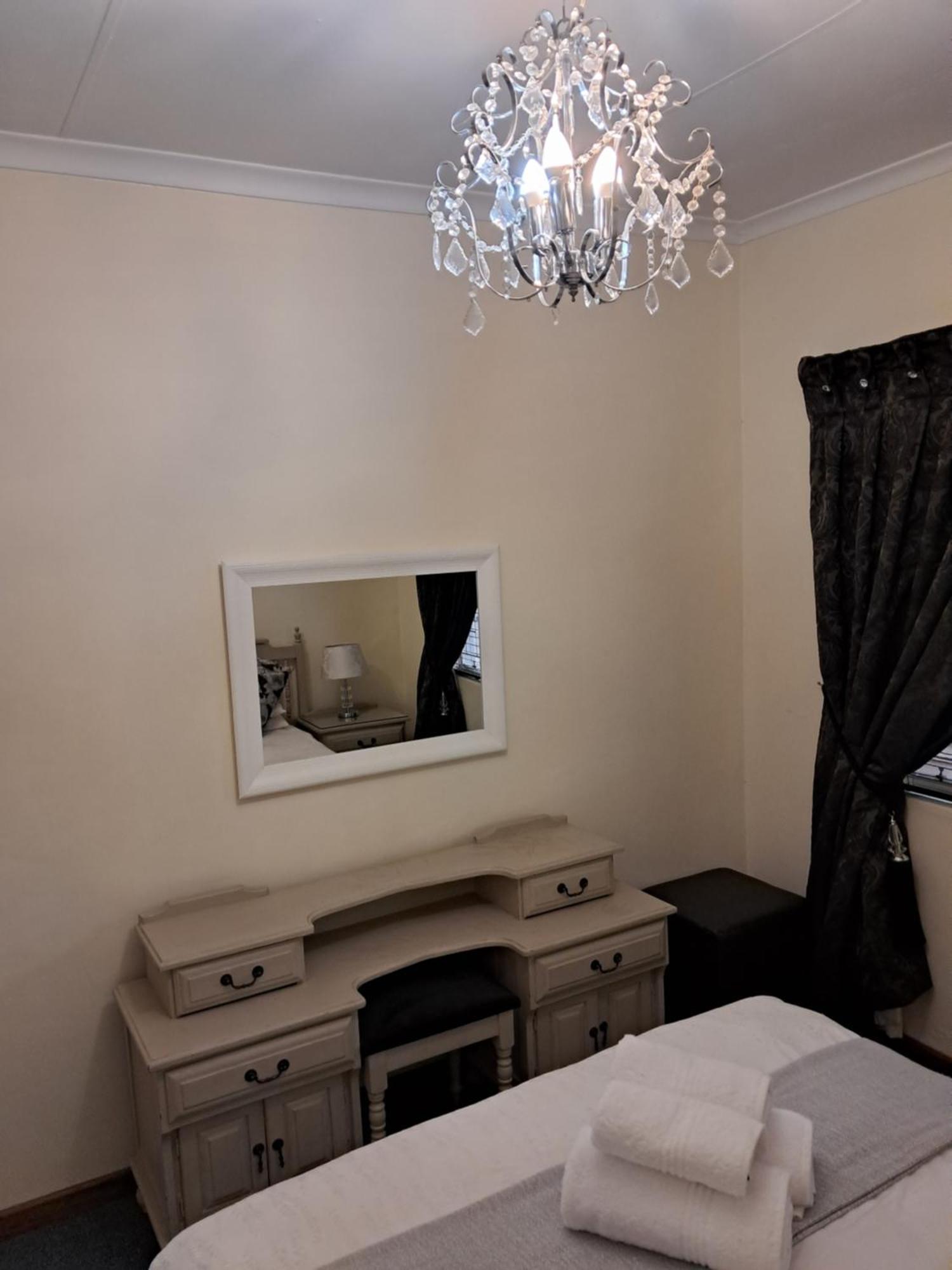 Jakkalsdraai Guest House Potchefstroom Room photo